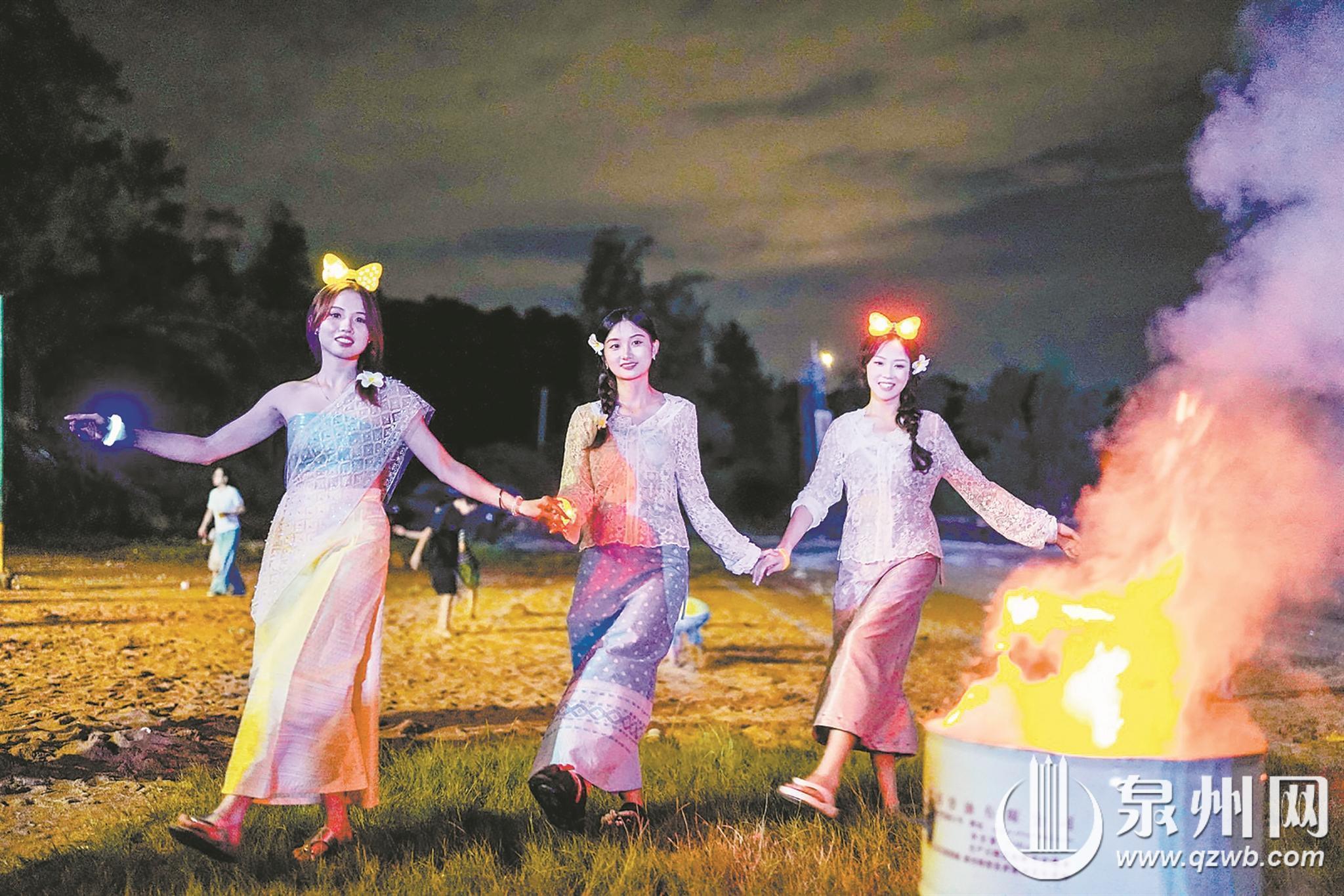 渔文旅消费季 海味狂欢正当时九游会J9鲜吃嗨玩冲冲冲！开(图4)